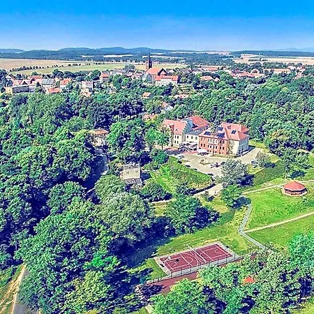 Hotel Niemcza Spa Otel 3*